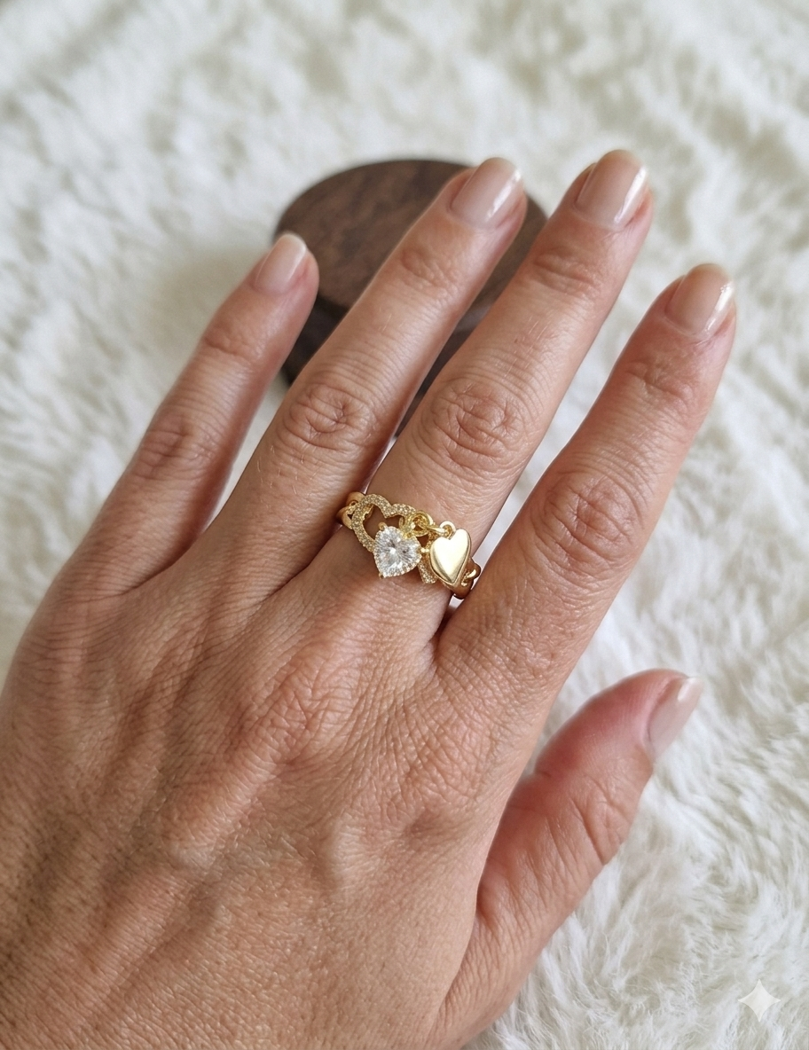 Bague Chaîne Dorée & Cœur Cristal – Acier Inoxydable Ajustable